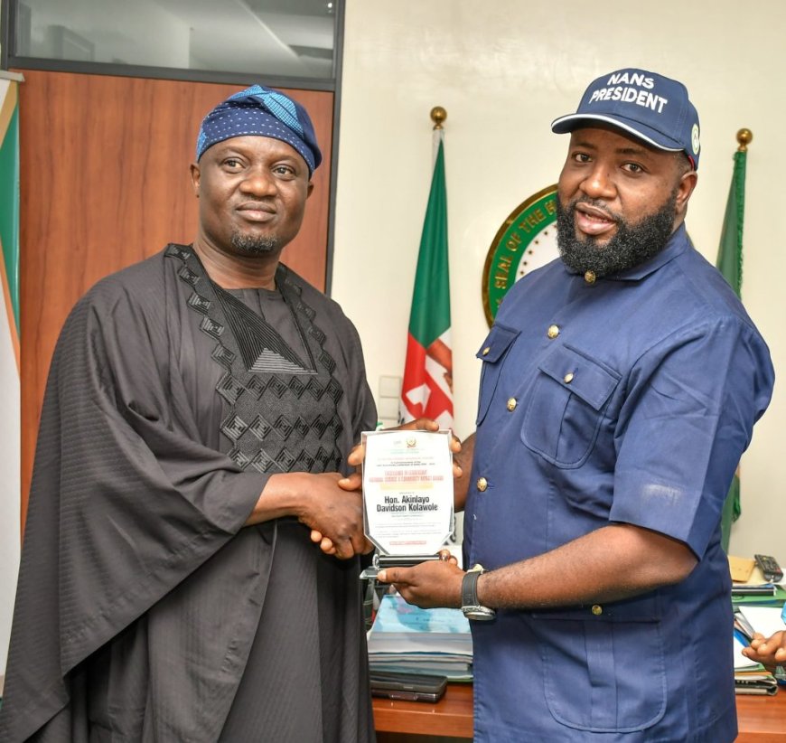 Nigerian Lawmaker Urges Responsible Use of Artificial Intelligence in Education